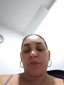 Snapshot of MirandaSoto chatting on January 2025 03:47:01 AM MirandaSoto online show from January 2025 03:47:01 AM