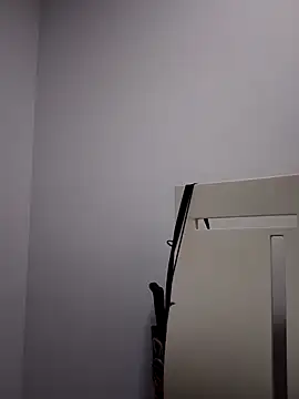 Snapshot of MirandaSoto chatting on February 2025 05:15:02 AM MirandaSoto online show from February 2025 05:15:02 AM