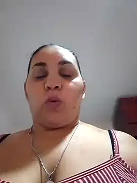 Snapshot of MirandaSoto chatting on February 2025 08:14:02 PM MirandaSoto online show from February 2025 08:14:02 PM