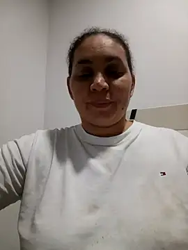 Snapshot of MirandaSoto chatting on March 2025 02:12:02 PM MirandaSoto online show from March 2025 02:12:02 PM