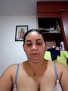 Snapshot of MirandaSoto chatting on March 2025 05:06:02 PM MirandaSoto online show from March 2025 05:06:02 PM