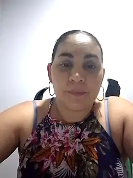 Snapshot of MirandaSoto chatting on March 2025 03:26:02 AM MirandaSoto online show from March 2025 03:26:02 AM