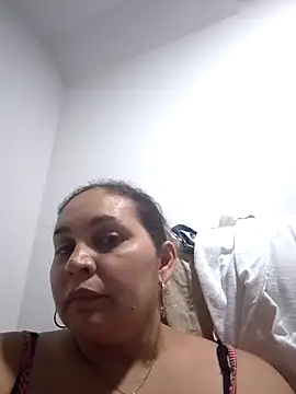 Snapshot of MirandaSoto chatting on March 2025 03:22:02 AM MirandaSoto online show from March 2025 03:22:02 AM