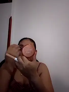 Snapshot of MirandaSoto chatting on March 2025 01:18:01 PM MirandaSoto online show from March 2025 01:18:01 PM