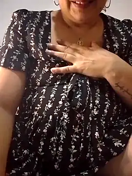 Snapshot of MirandaSoto chatting on March 2025 03:36:02 PM MirandaSoto online show from March 2025 03:36:02 PM