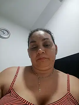 Snapshot of MirandaSoto chatting on September 2025 03:42:02 AM MirandaSoto online show from September 2025 03:42:02 AM