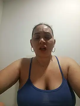 Snapshot of MirandaSoto chatting on October 2025 02:55:02 AM MirandaSoto online show from October 2025 02:55:02 AM