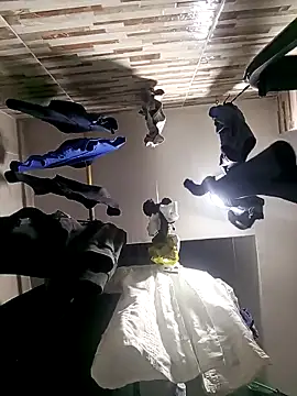 Snapshot of MirandaSoto chatting on November 2025 04:01:01 AM MirandaSoto online show from November 2025 04:01:01 AM