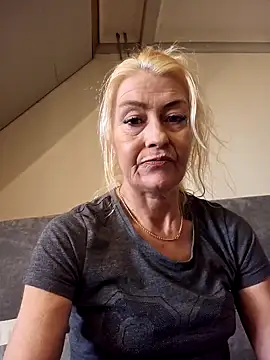 lisalustjouw online show from March 2025 09:17:02 AM