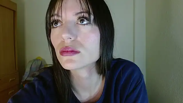 britny clouds online show from September 2025 07:36:02 PM