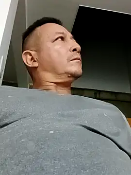 Snapshot of luchoarr chatting on February 2025 11:48:01 PM luchoarr online show from February 2025 11:48:01 PM