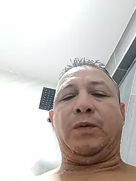 Snapshot of luchoarr chatting on March 2025 10:49:02 PM luchoarr online show from March 2025 10:49:02 PM