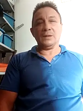 Snapshot of luchoarr chatting on December 2025 05:40:02 PM luchoarr online show from December 2025 05:40:02 PM