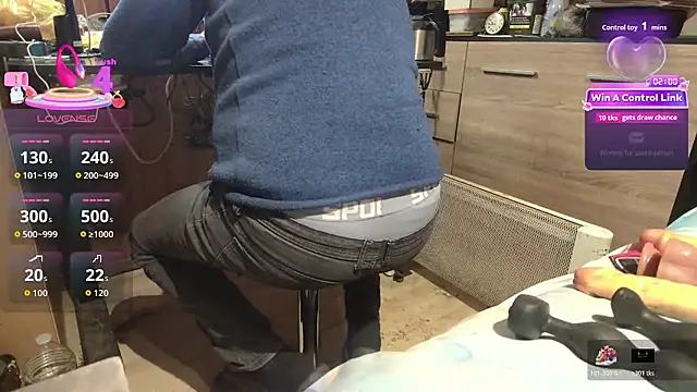 misteryman1956 online show from April 2026 07:45:01 AM