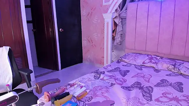 sheyla sweet18 online show from January 2025 08:59:01 PM