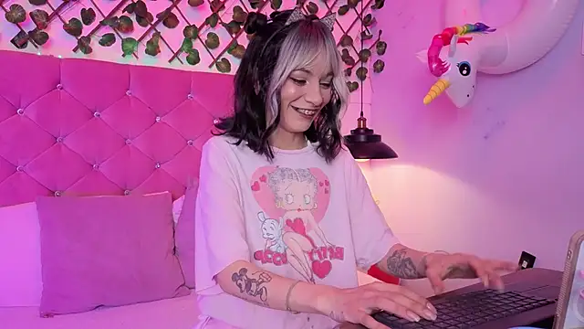 lauren evans96 online show from March 2026 03:54:01 AM