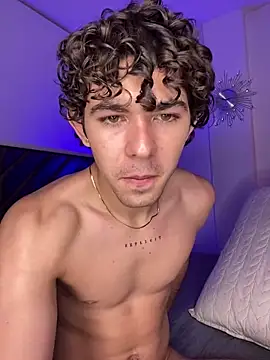 Snapshot of Luca_ferrer_ chatting on March 2025 06:58:02 AM Luca ferrer online show from March 2025 06:58:02 AM