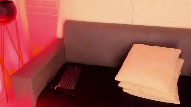 karina gomez 18 online show from November 2025 11:24:02 AM