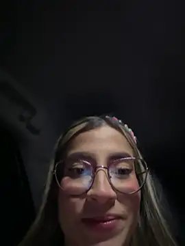 Issabela G1 online show from December 2024 01:25:01 AM