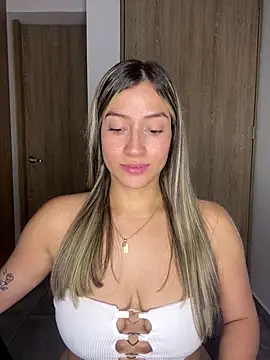 Issabela G1 online show from January 2025 07:11:02 AM