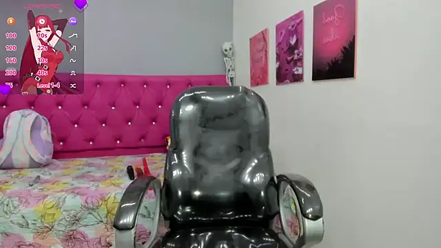 Snapshot of Helen_russo chatting on November 2025 06:29:02 PM Helen russo online show from November 2025 06:29:02 PM