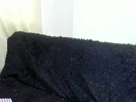 kerly monroe online show from November 2025 09:52:01 PM