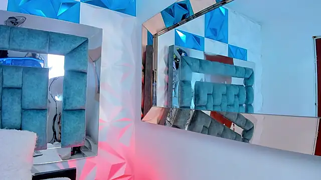 Nanda Vixen online show from February 2025 05:41:01 AM