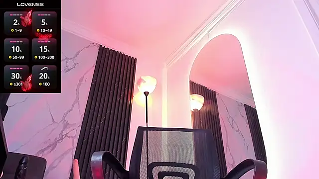 amber  blair online show from December 2024 03:49:02 AM