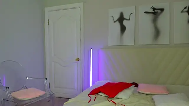 LikaKlint online show from January 2025 02:22:02 AM