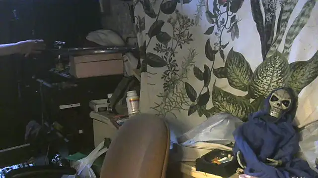 spacegirlll online show from February 2025 11:26:01 PM