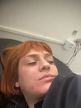 spacegirlll online show from September 2025 04:55:02 PM