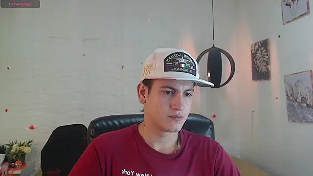 Snapshot of Cerokershelby chatting on December 2024 05:45:01 AM Cerokershelby online show from December 2024 05:45:01 AM