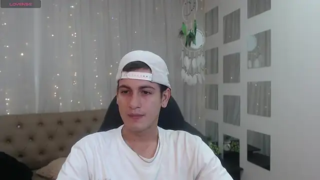 Snapshot of Cerokershelby chatting on December 2024 05:29:02 AM Cerokershelby online show from December 2024 05:29:02 AM