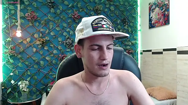 Snapshot of Cerokershelby chatting on November 2025 11:22:01 AM Cerokershelby online show from November 2025 11:22:01 AM