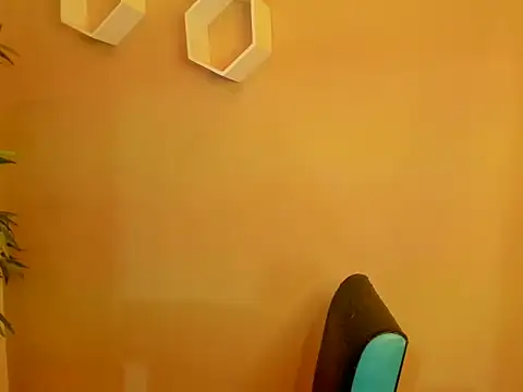 ASIAM BRUNET online show from May 2026 12:04:01 AM