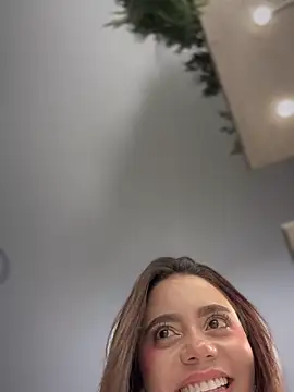 Snapshot of Aryrosee chatting on January 2025 12:49:02 AM Aryrosee online show from January 2025 12:49:02 AM