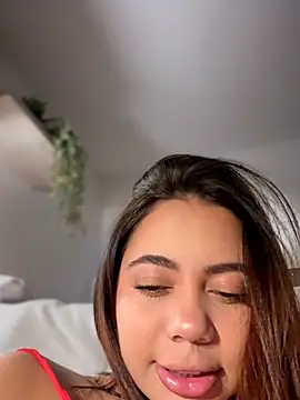 Snapshot of Aryrosee chatting on February 2026 07:28:02 AM Aryrosee online show from February 2026 07:28:02 AM