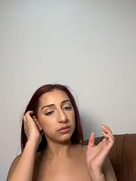 Snapshot of julialupato1606 chatting on February 2025 08:42:01 PM julialupato1606 online show from February 2025 08:42:01 PM