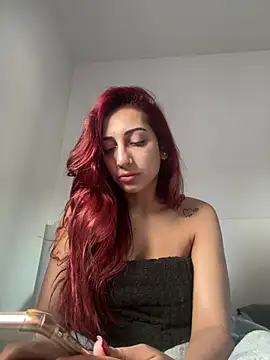 Snapshot of julialupato1606 chatting on March 2025 09:10:02 AM julialupato1606 online show from March 2025 09:10:02 AM