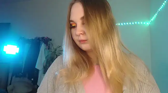 Greeenfriends6969 online show from December 2024 06:27:01 PM