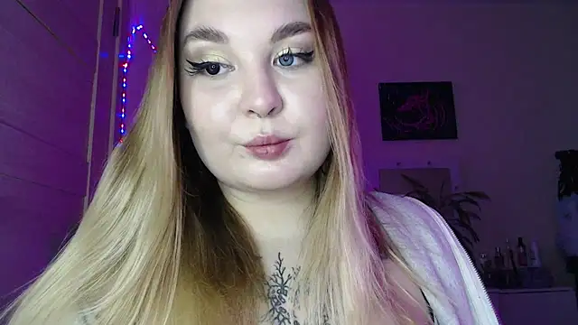 Greeenfriends6969 online show from February 2025 06:12:01 PM