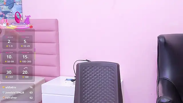 Snapshot of isabella_santos1 chatting on February 2025 06:54:02 PM isabella santos1 online show from February 2025 06:54:02 PM