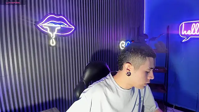 Snapshot of Jefer_rick_ chatting on January 2026 12:42:01 PM Jefer rick online show from January 2026 12:42:01 PM