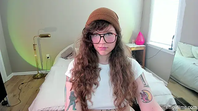 Snapshot of DelugeDuvall chatting on March 2025 06:34:01 PM DelugeDuvall online show from March 2025 06:34:01 PM