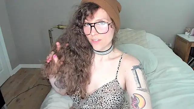 Snapshot of DelugeDuvall chatting on October 2025 10:28:02 PM DelugeDuvall online show from October 2025 10:28:02 PM