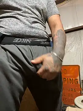 yomanfriend online show from December 2024 03:31:02 PM