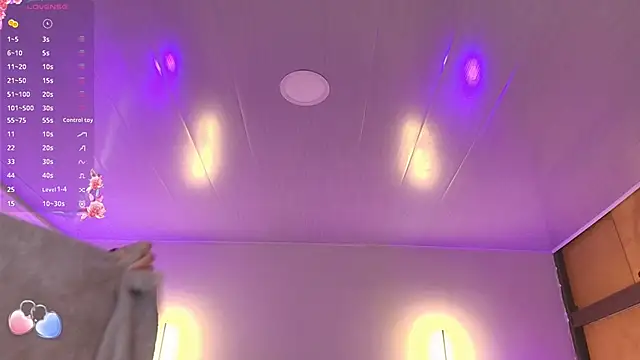  gaby2 online show from September 2025 11:23:01 AM