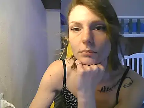 Feli blue online show from February 2025 11:55:01 AM