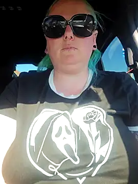 Bunny Cummings online show from July 2026 04:02:02 PM