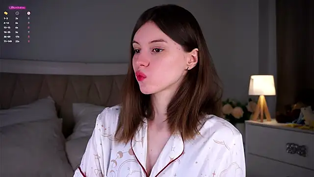 Snapshot of DarylBarks chatting on January 2025 01:08:01 AM DarylBarks online show from January 2025 01:08:01 AM